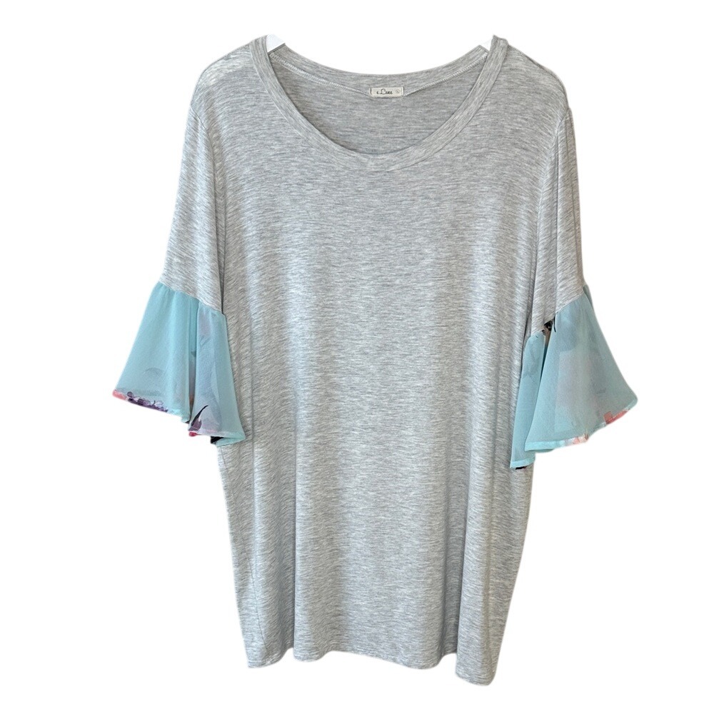 Light Gray Short Sleeve Tee with Blue Flutter Sleeves - Casual Women's Top